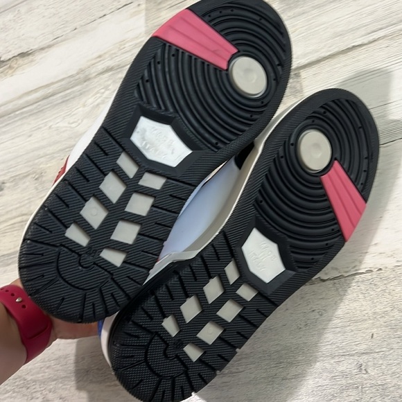 Moschino Kevin 40 Color block Sneakers New Size 38 - Picture 7 of 15